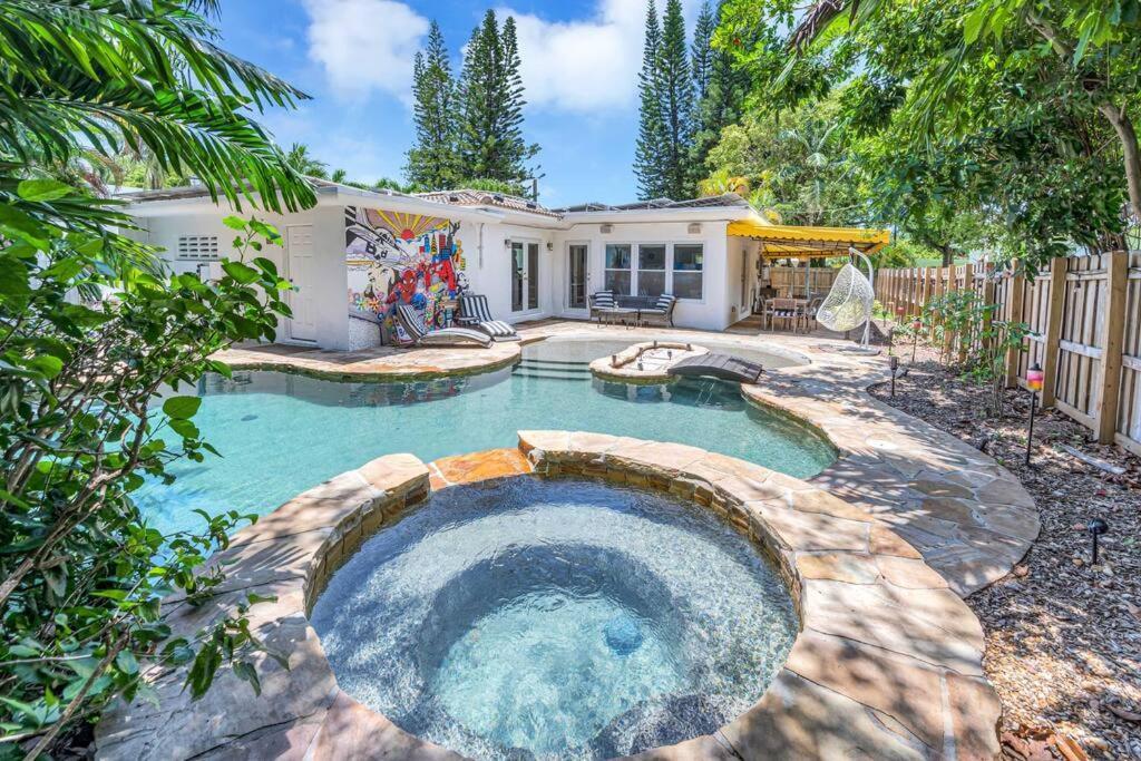 Modern Tropical Pool House North Miami Hot Tub Βίλα Εξωτερικό φωτογραφία