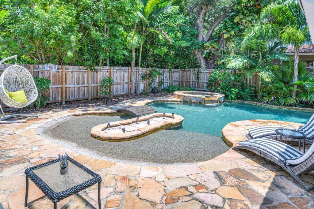 Modern Tropical Pool House North Miami Hot Tub Βίλα Εξωτερικό φωτογραφία